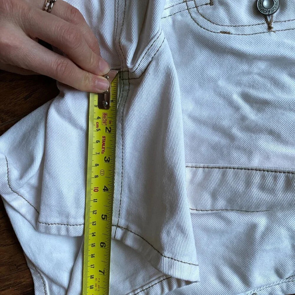 FREE People Cream Cotton 5 1/2” High  Rise Jean Cindy Utility Short Size 2 - Picture 13 of 13
